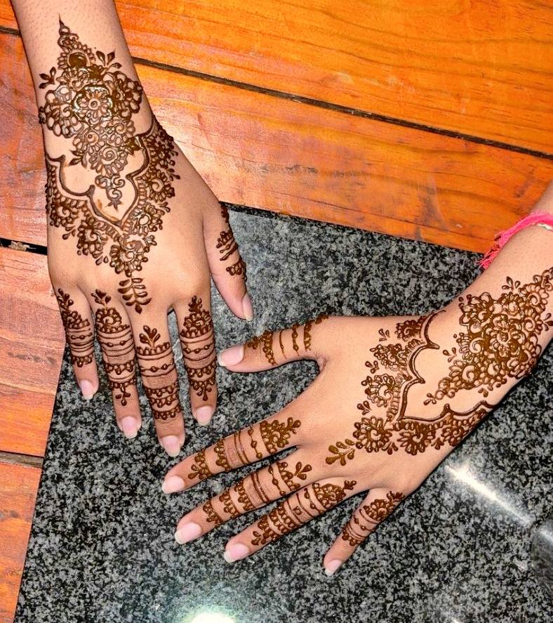 Mehndi artist for weddings
