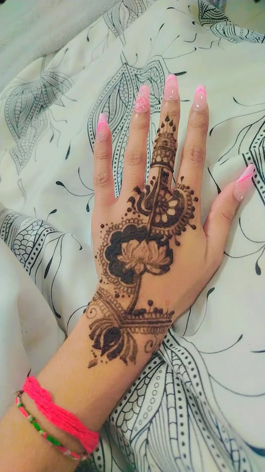 Prathnas Henna Art